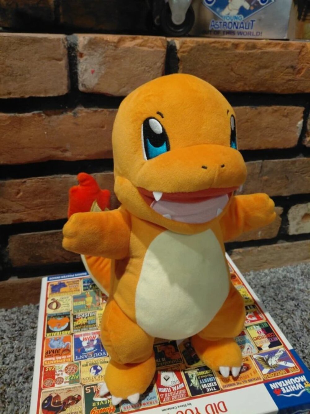 Charmander - Picture 3 of 5
